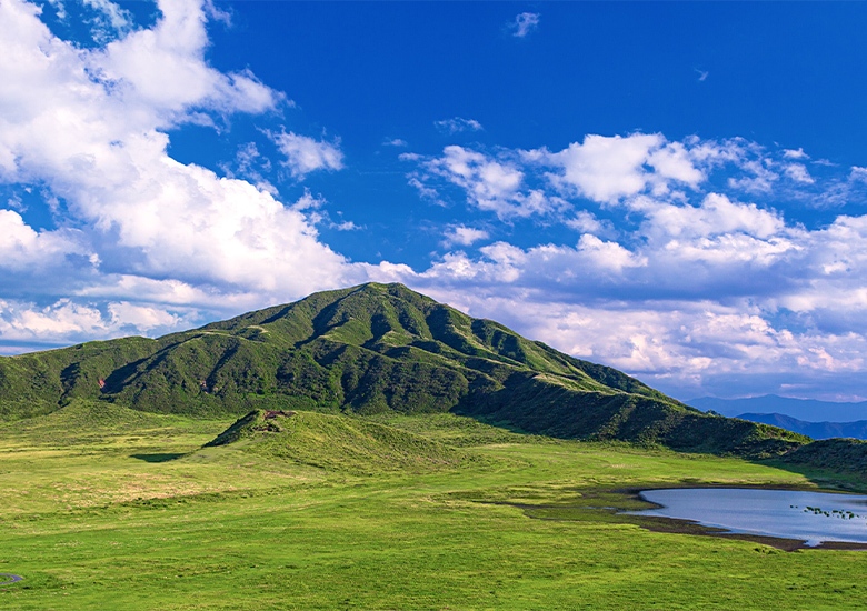 阿蘇の山の画像